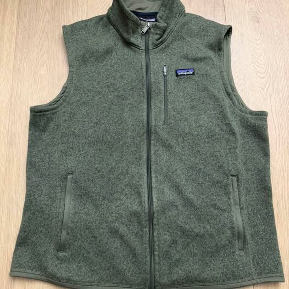 Patagonia Men’s Better Sweater Vest size XL - green